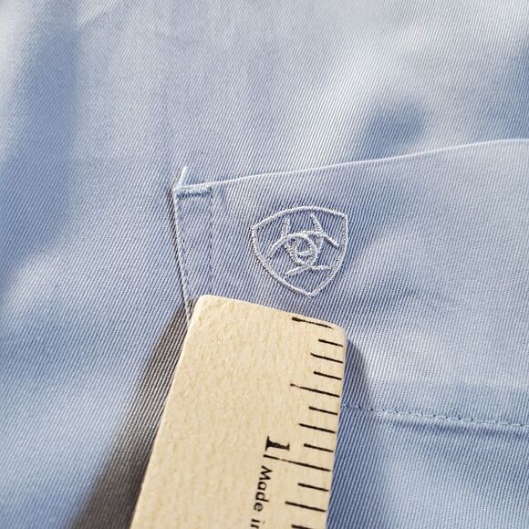Ariat shirt Mens Large Blue Button Up Long Sleeve Twill - Picture 4 of 13